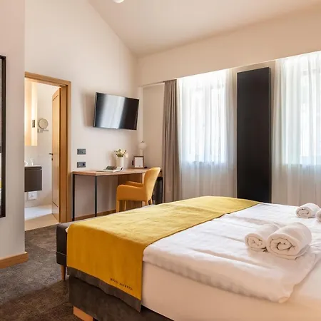 Szálloda Botrytis Borhotel 4*