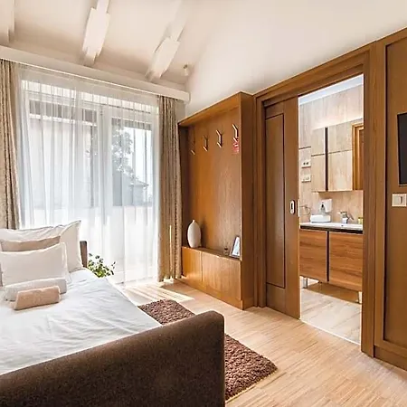 Botrytis Borhotel 4*