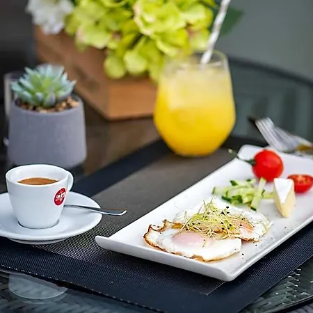 Botrytis Borhotel Hotel 4*