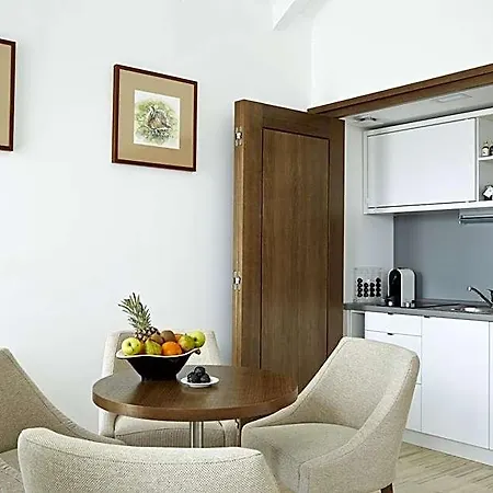 Botrytis Borhotel 4*