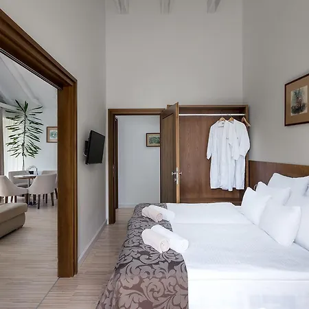 Hotel Botrytis Borhotel